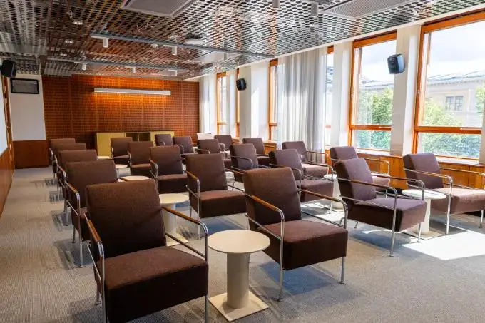 Meeting room M12
