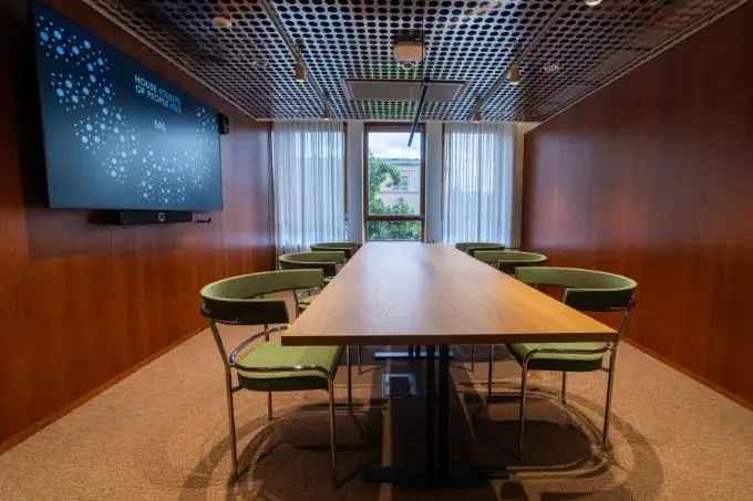 Meeting room M6